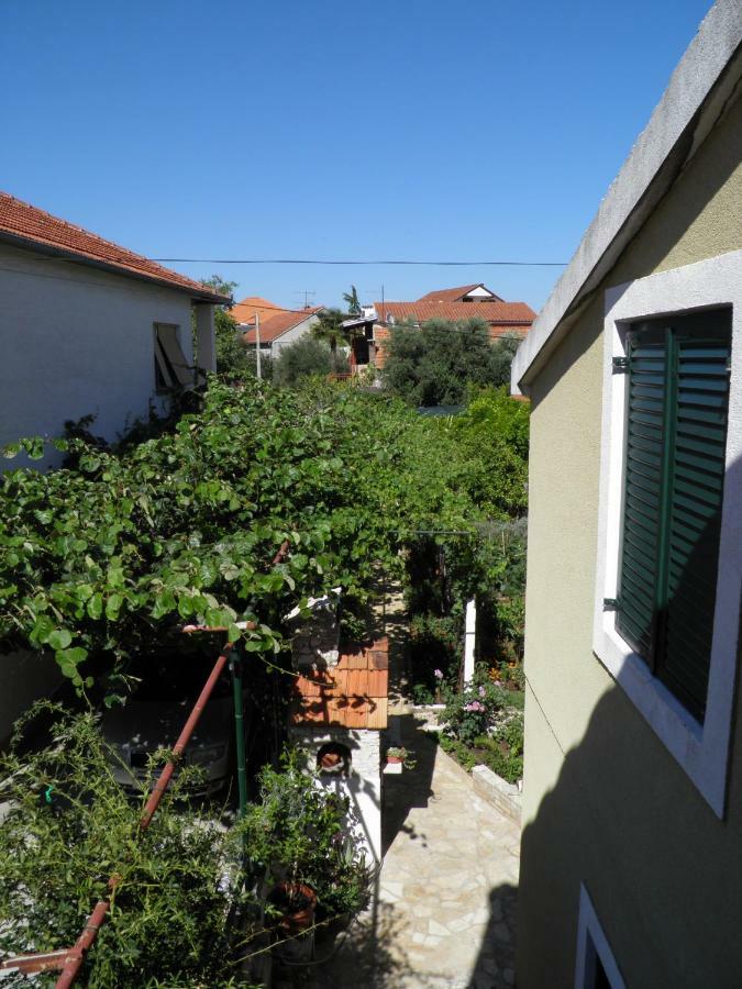 Apartman Mia Biograd Biograd Na Moru Exteriér fotografie