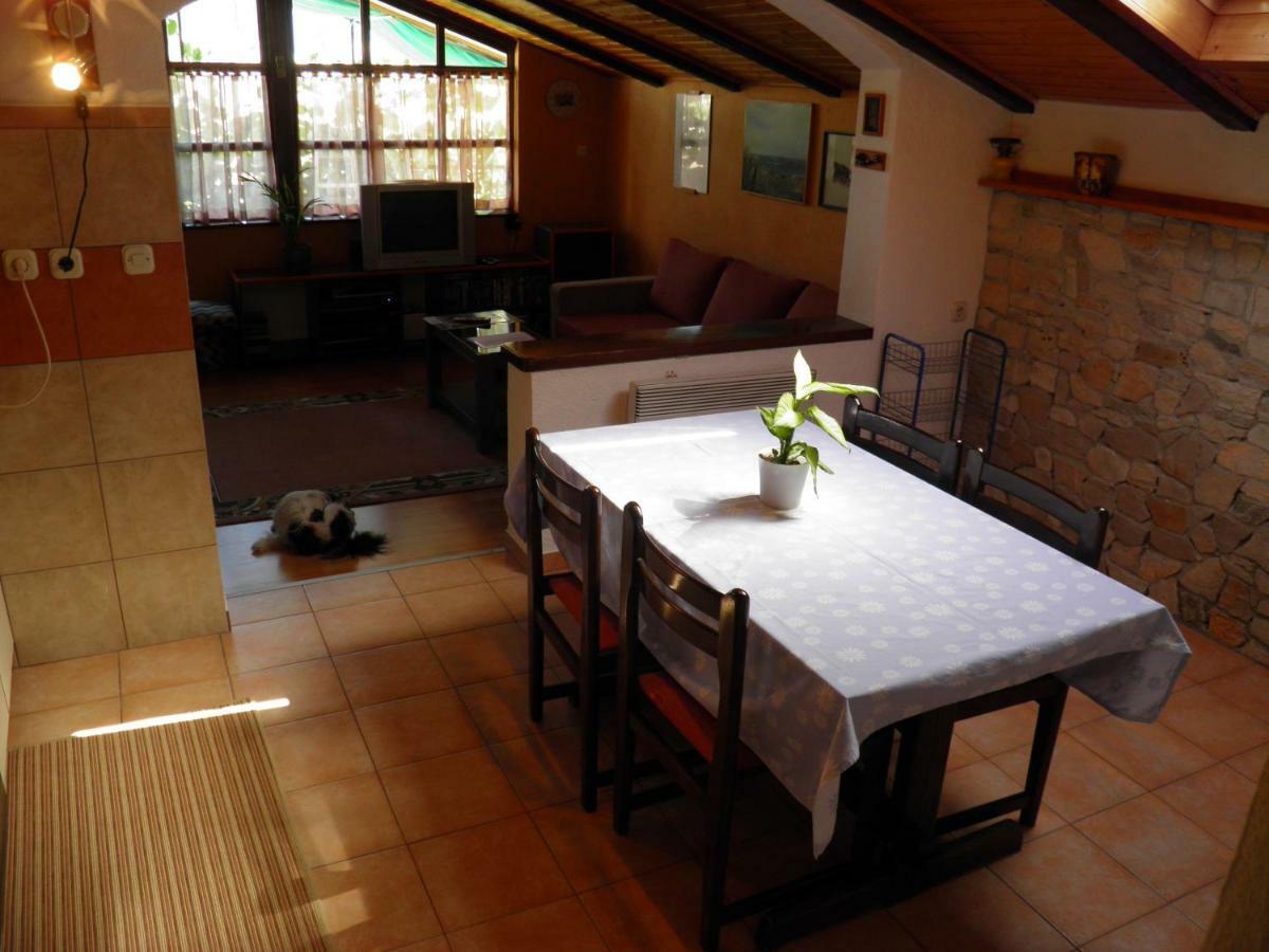 Apartman Mia Biograd Biograd Na Moru Exteriér fotografie