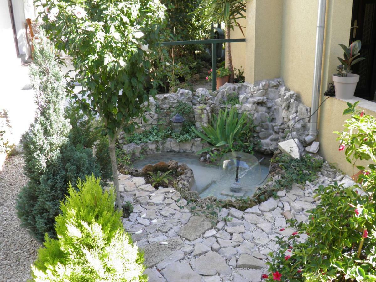 Apartman Mia Biograd Biograd Na Moru Exteriér fotografie